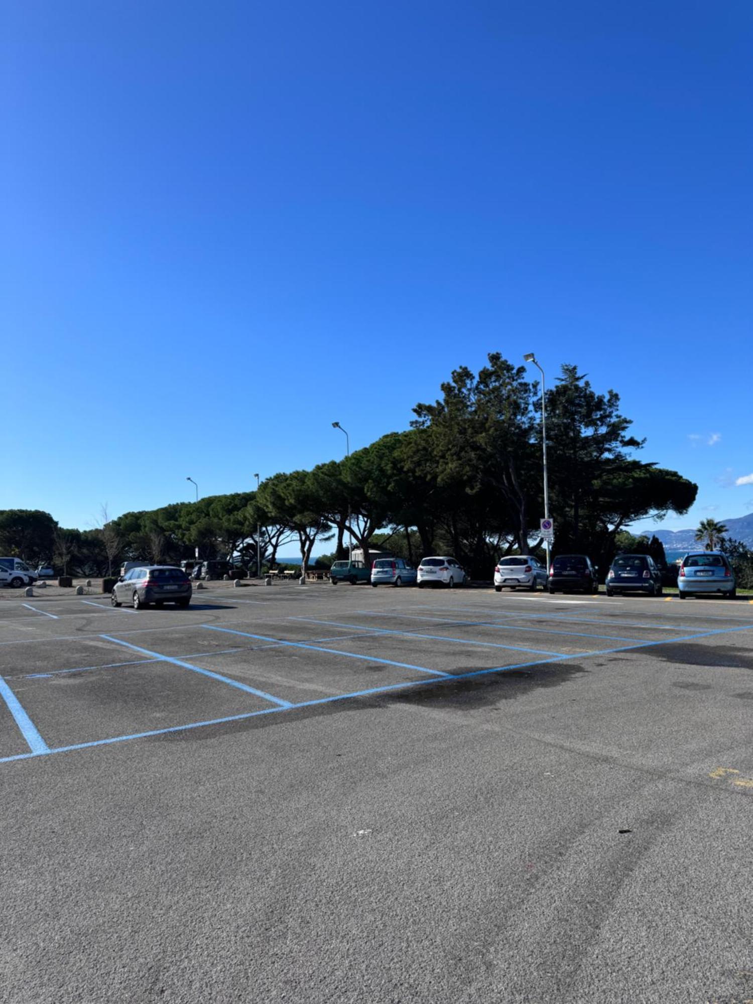 Bordiland 1 Apartment Bordighera Exterior foto
